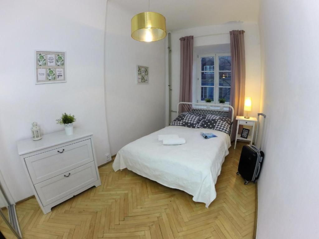 Apartamenty - Mi Old Town Swietojanska Варшава Экстерьер фото