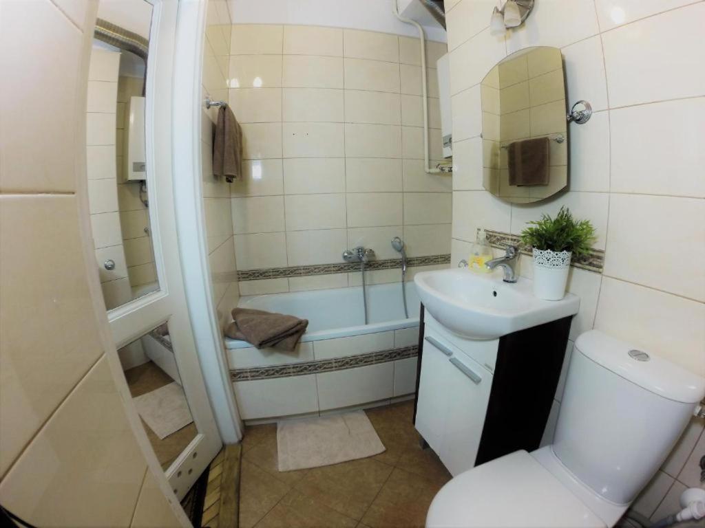 Apartamenty - Mi Old Town Swietojanska Варшава Экстерьер фото